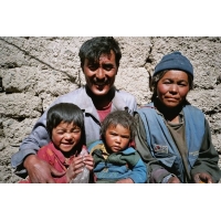 13 Youngpel mit Frau und Kindern.jpg