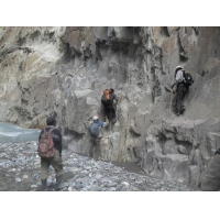 k06 askuta rocky pony trek damaged.jpg