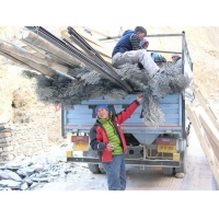 003_pony+bridge+material+for+reconstruction.jpg